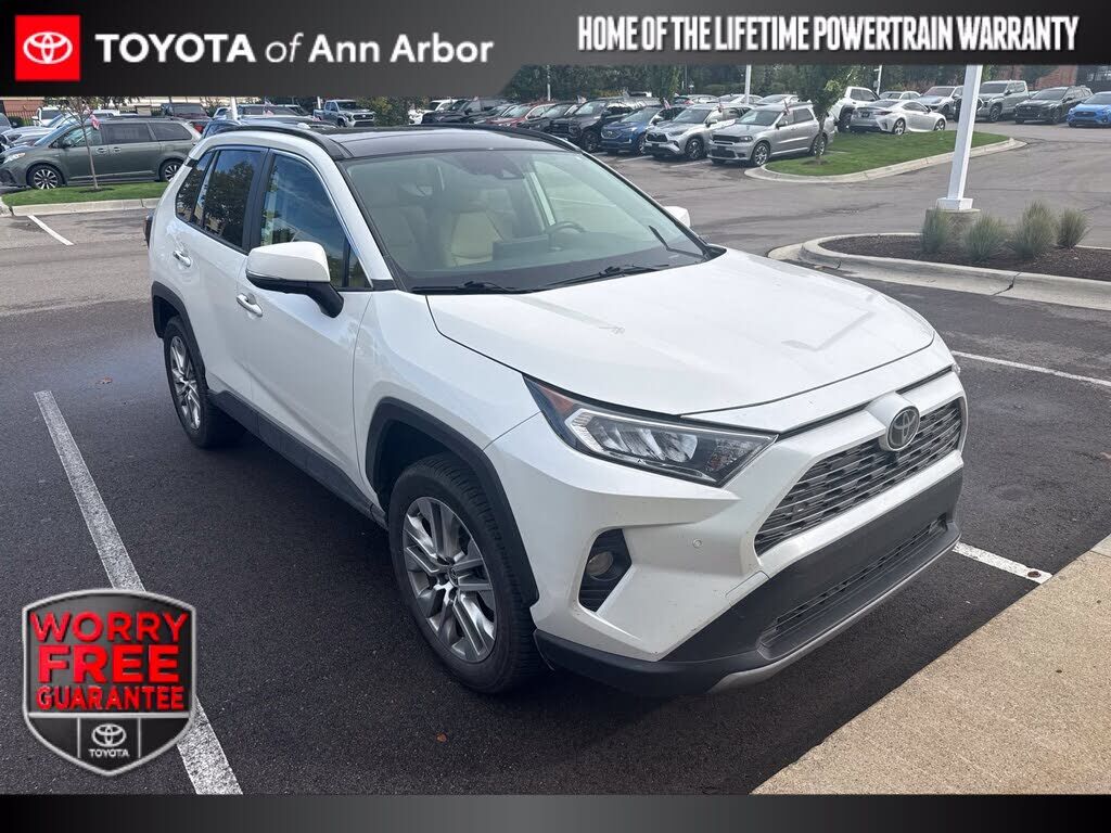 2019 TOYOTA RAV4