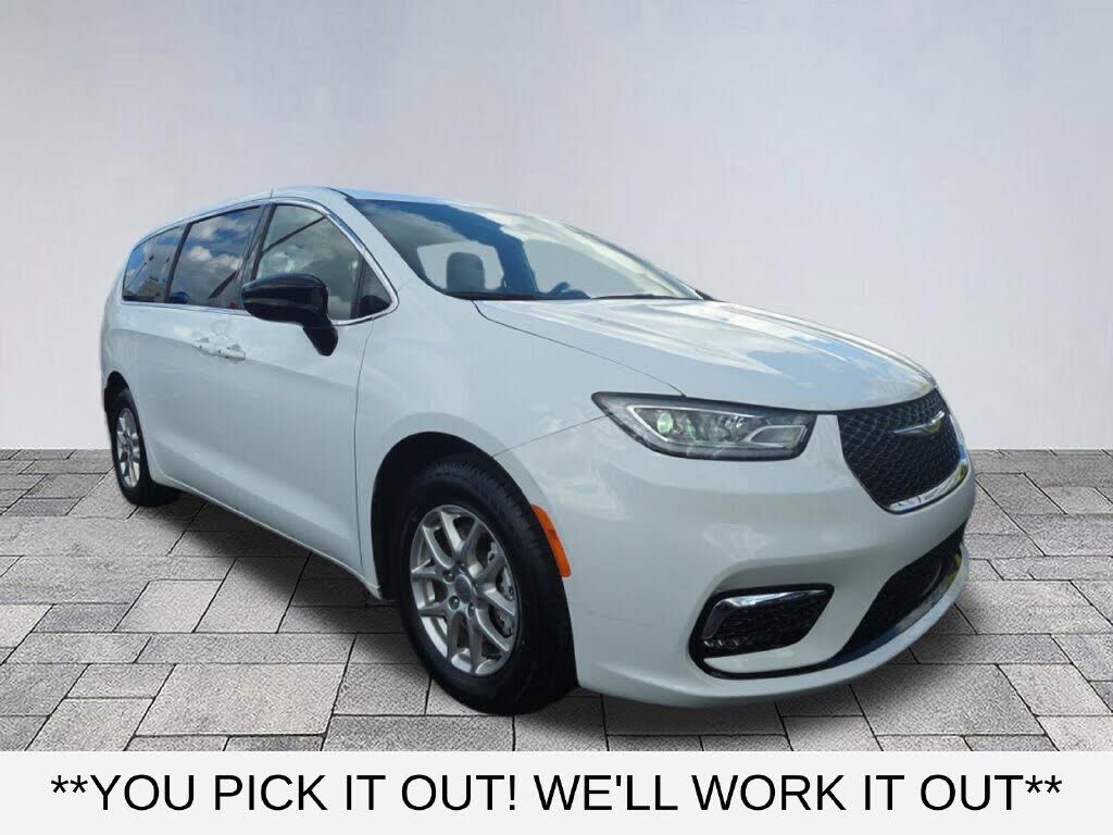 2025 CHRYSLER Pacifica