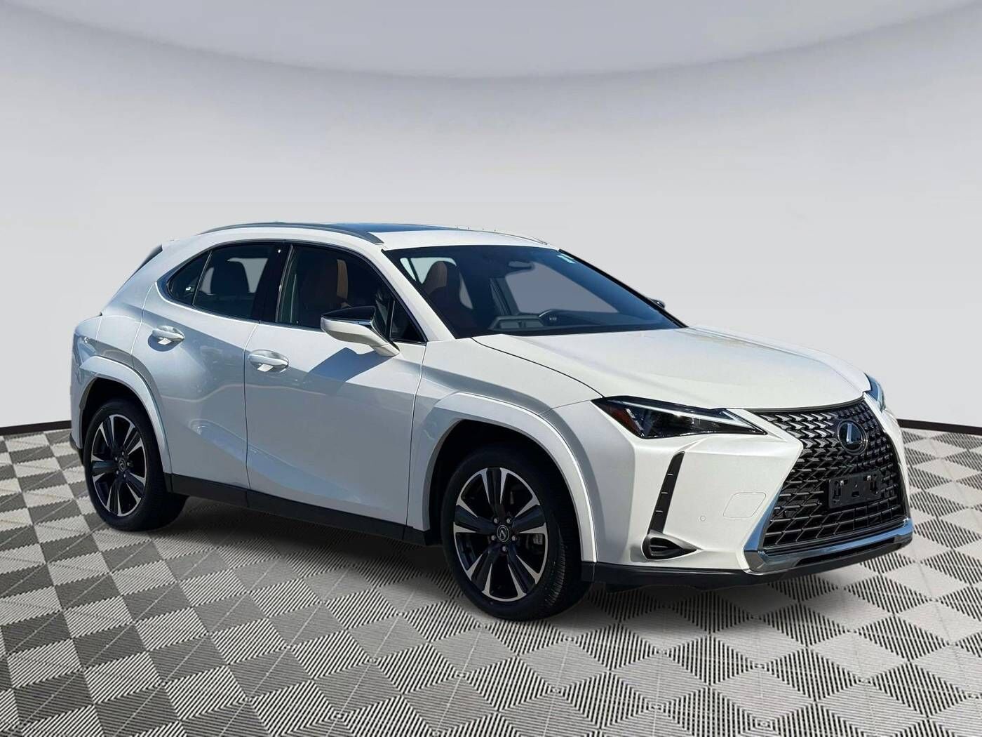 2025 LEXUS UX