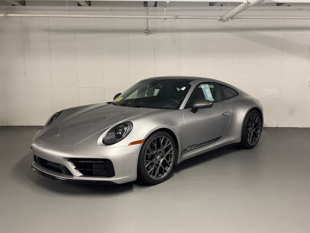 2024 PORSCHE 911