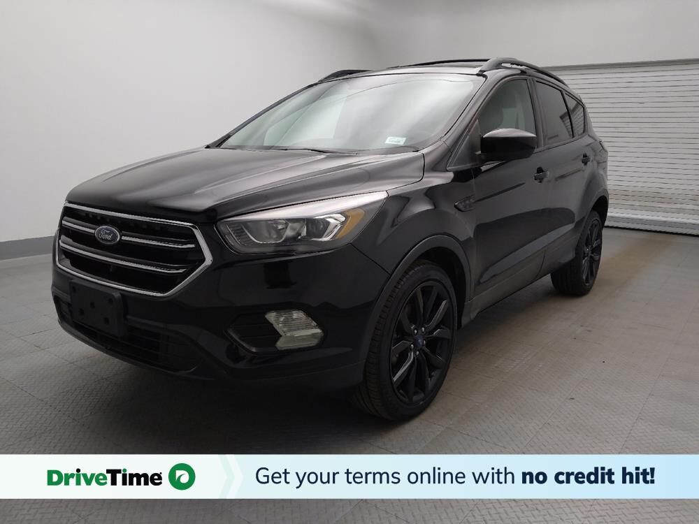 2017 FORD Escape