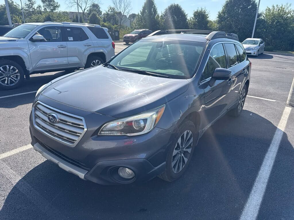 2017 SUBARU Outback