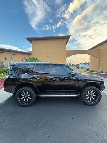 2017 TOYOTA 4-Runner