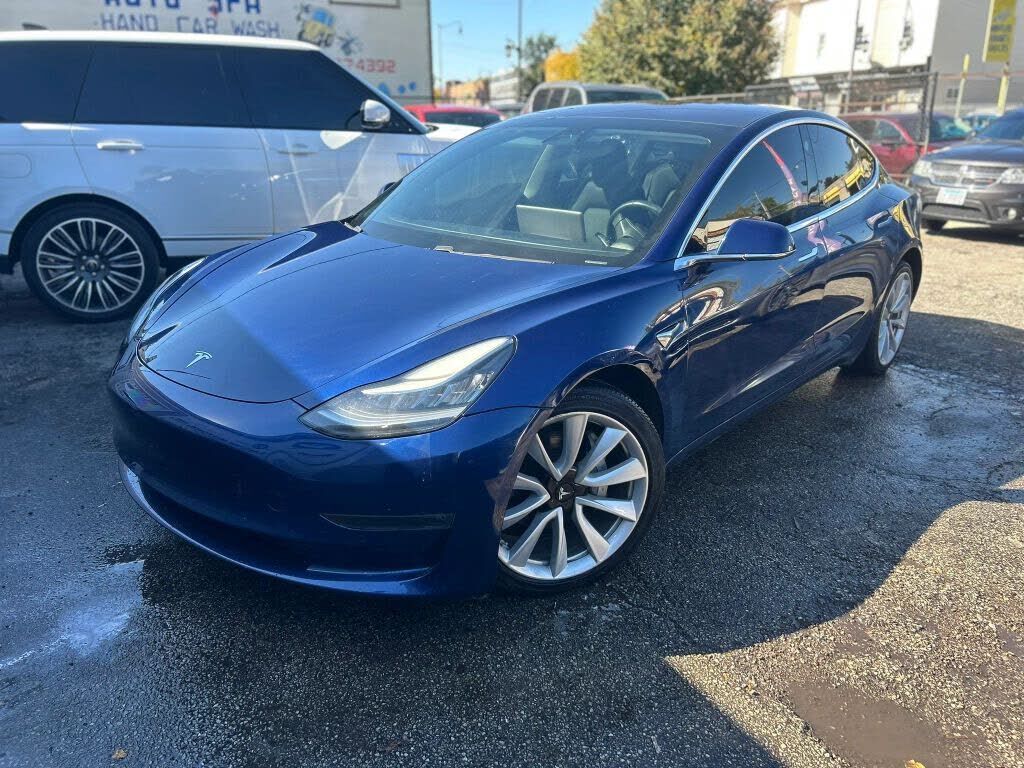 2018 TESLA Model 3