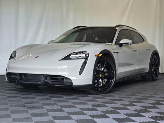 2024 PORSCHE Taycan