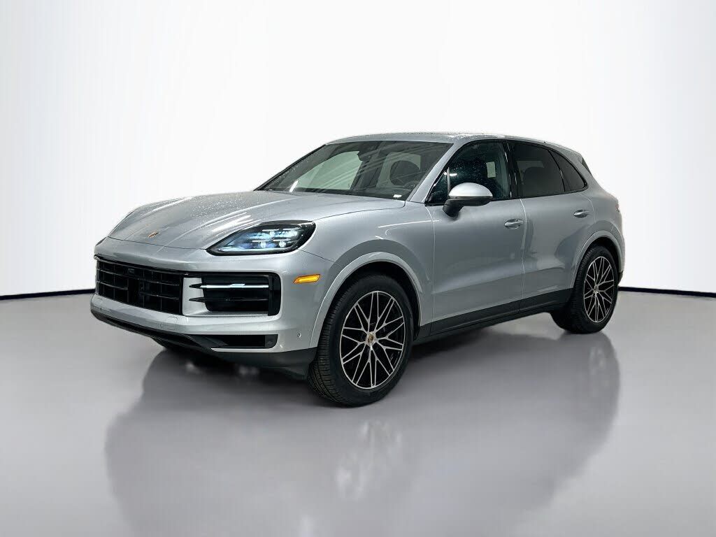 2026 PORSCHE Cayenne