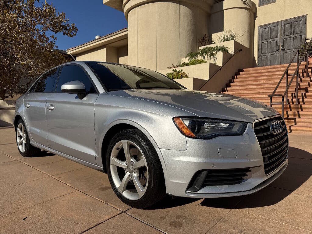 2016 AUDI A3