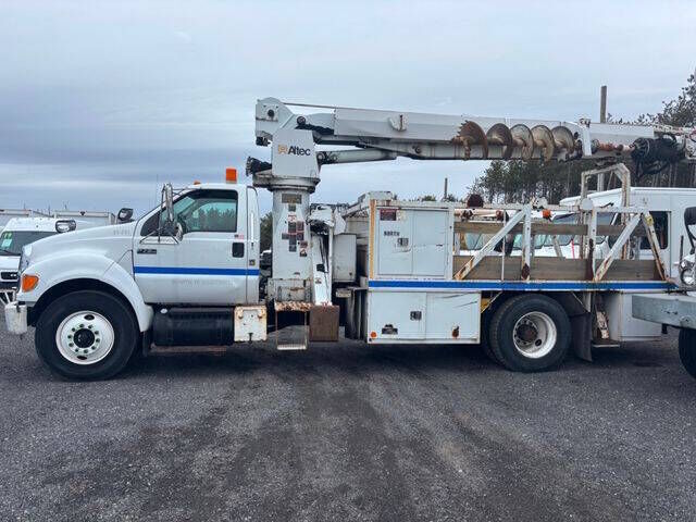 2009 FORD F-750