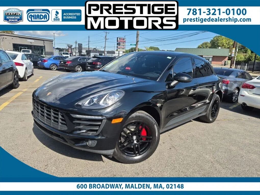 2018 PORSCHE Macan