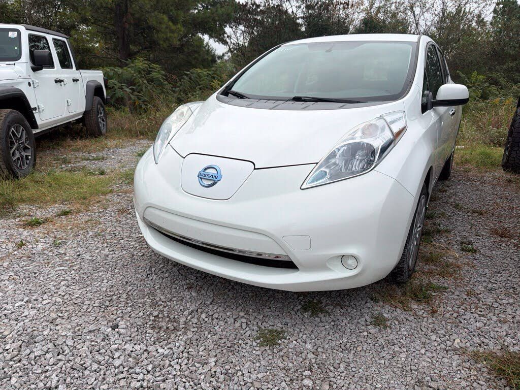 2015 NISSAN Leaf
