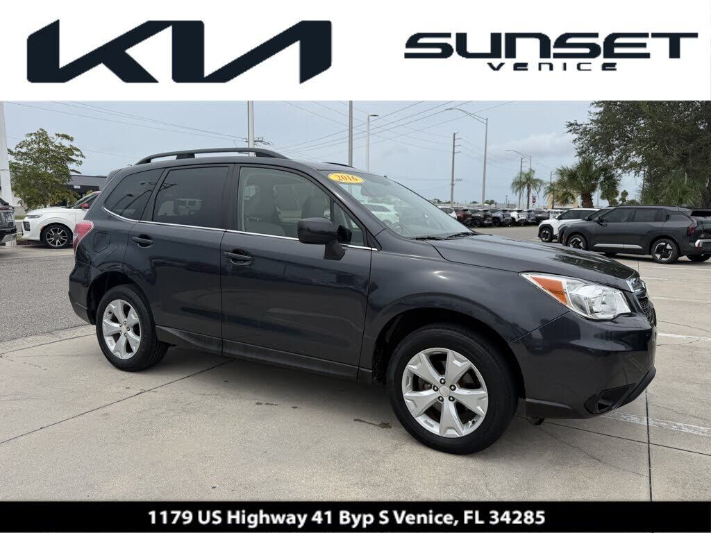 2016 SUBARU Forester