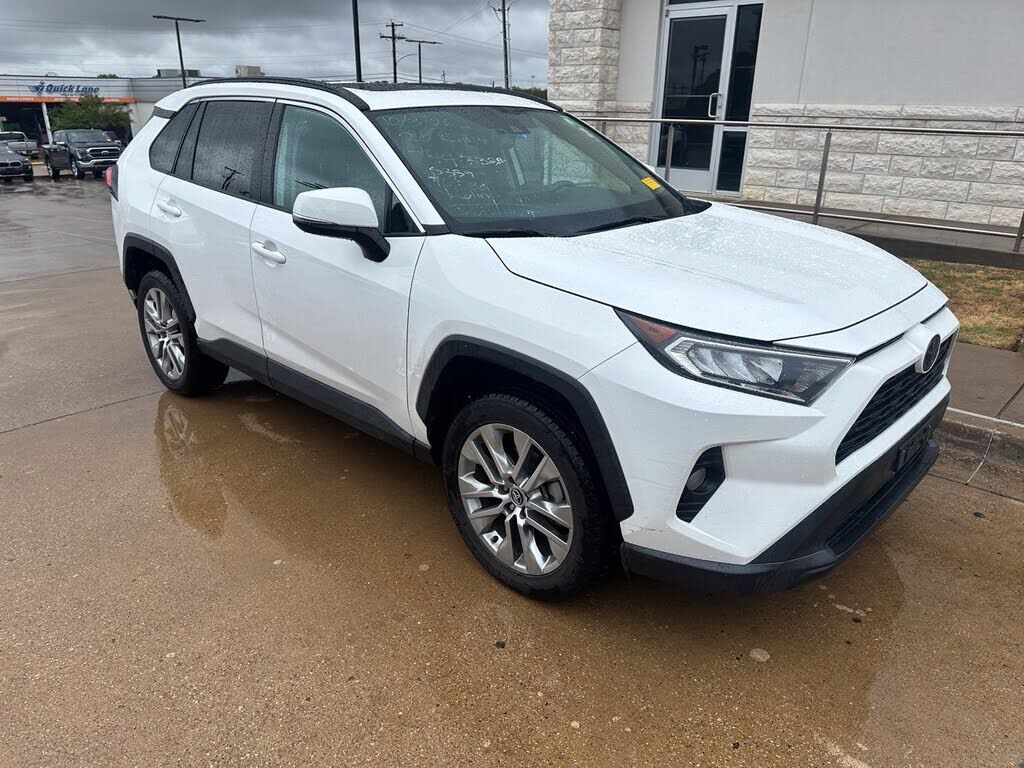 2020 TOYOTA RAV4