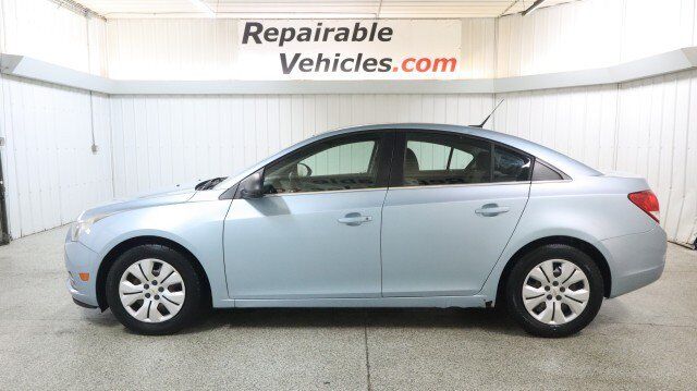 2012 CHEVROLET Cruze