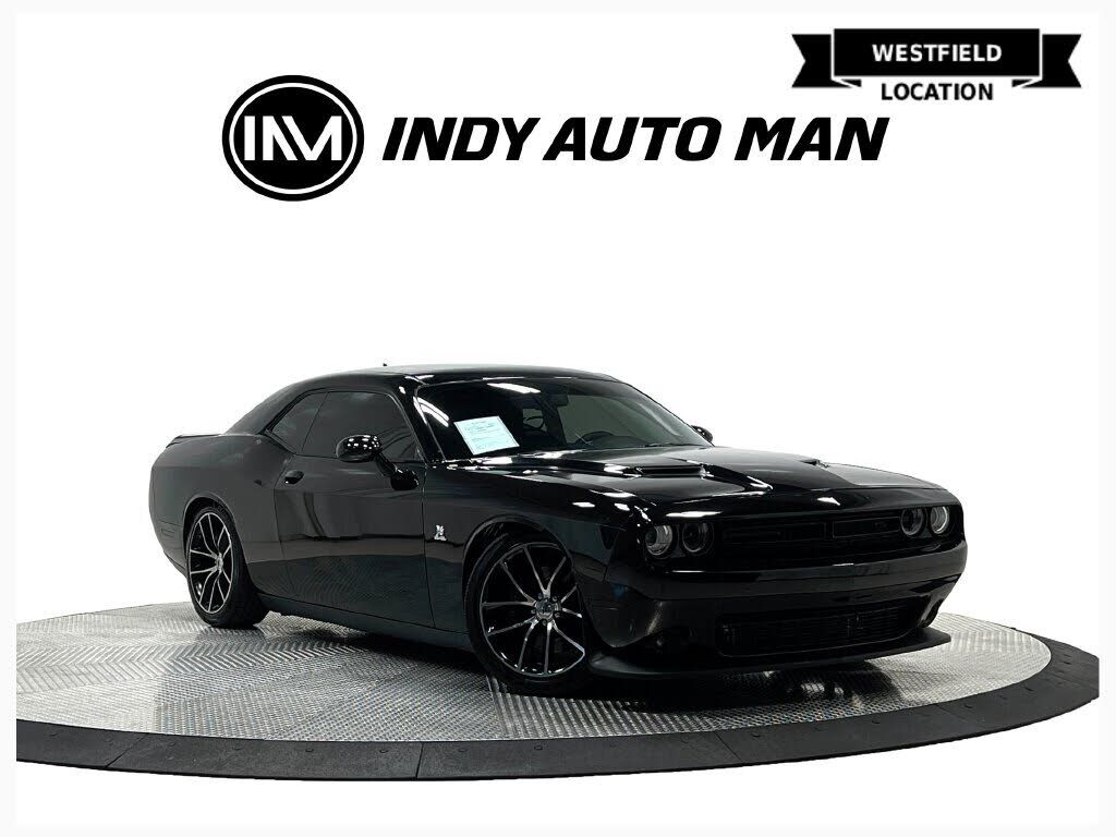 2017 DODGE Challenger
