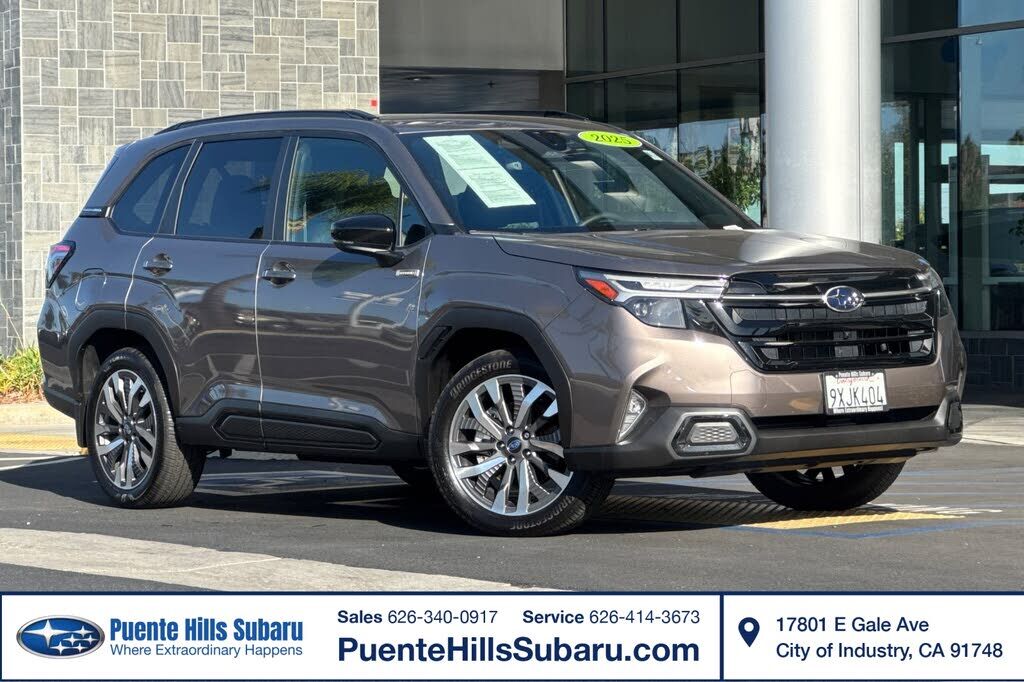 2025 SUBARU Forester