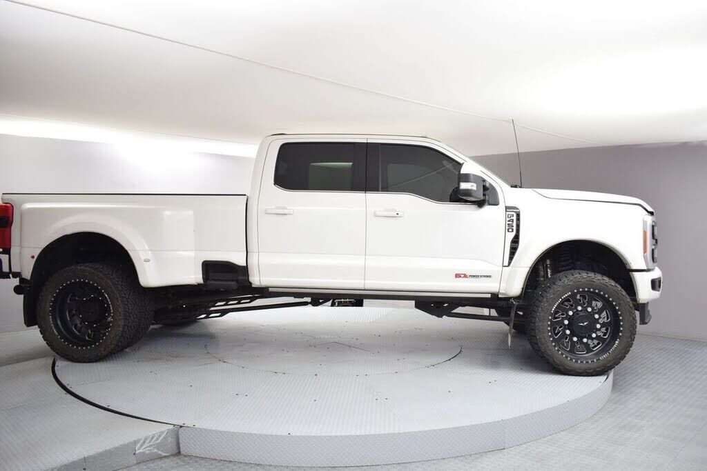 2023 FORD F-450