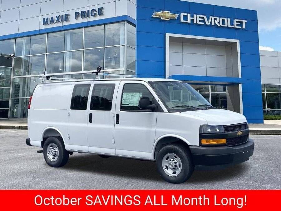 2026 CHEVROLET Express