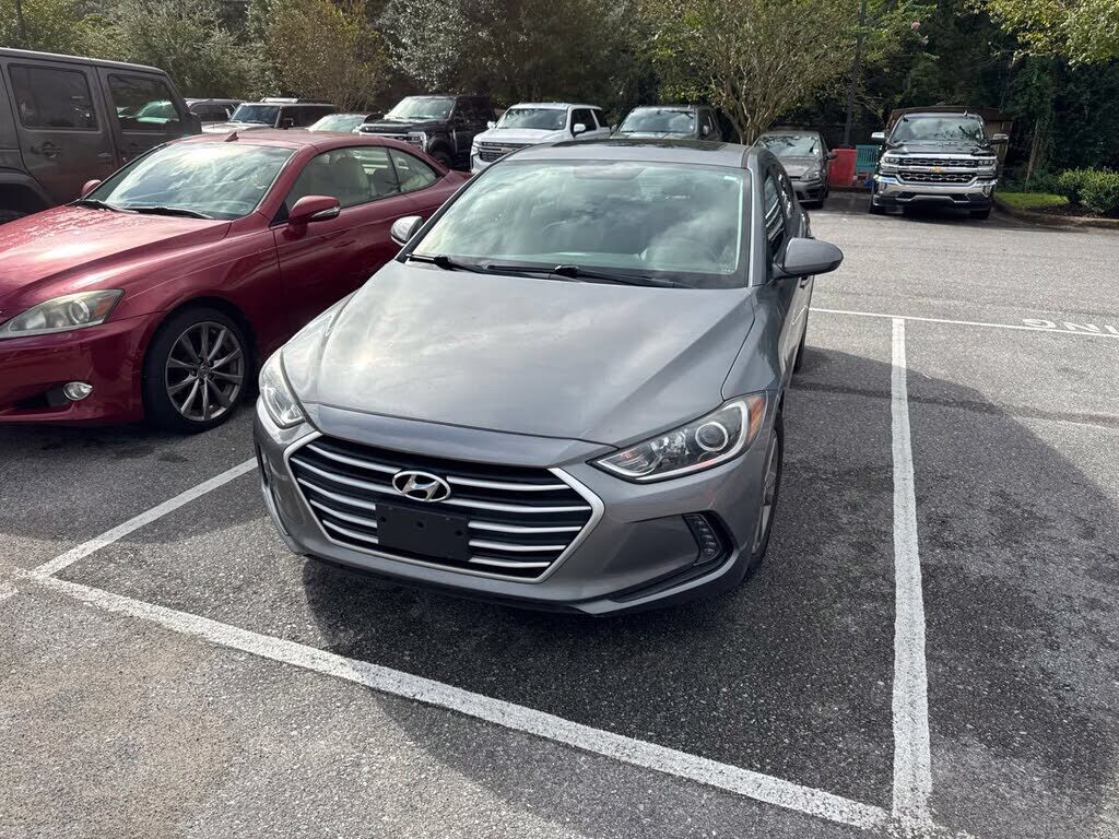 2018 HYUNDAI Elantra