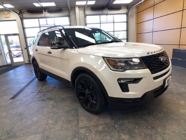 2019 FORD Explorer