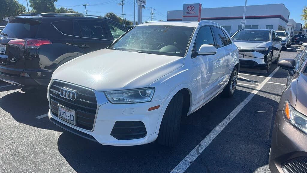 2016 AUDI Q3