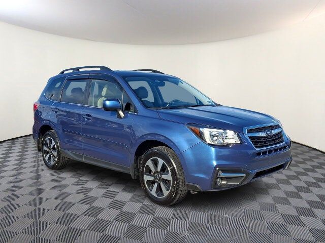2017 SUBARU Forester