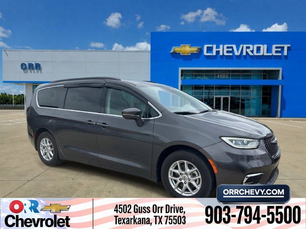 2022 CHRYSLER Pacifica
