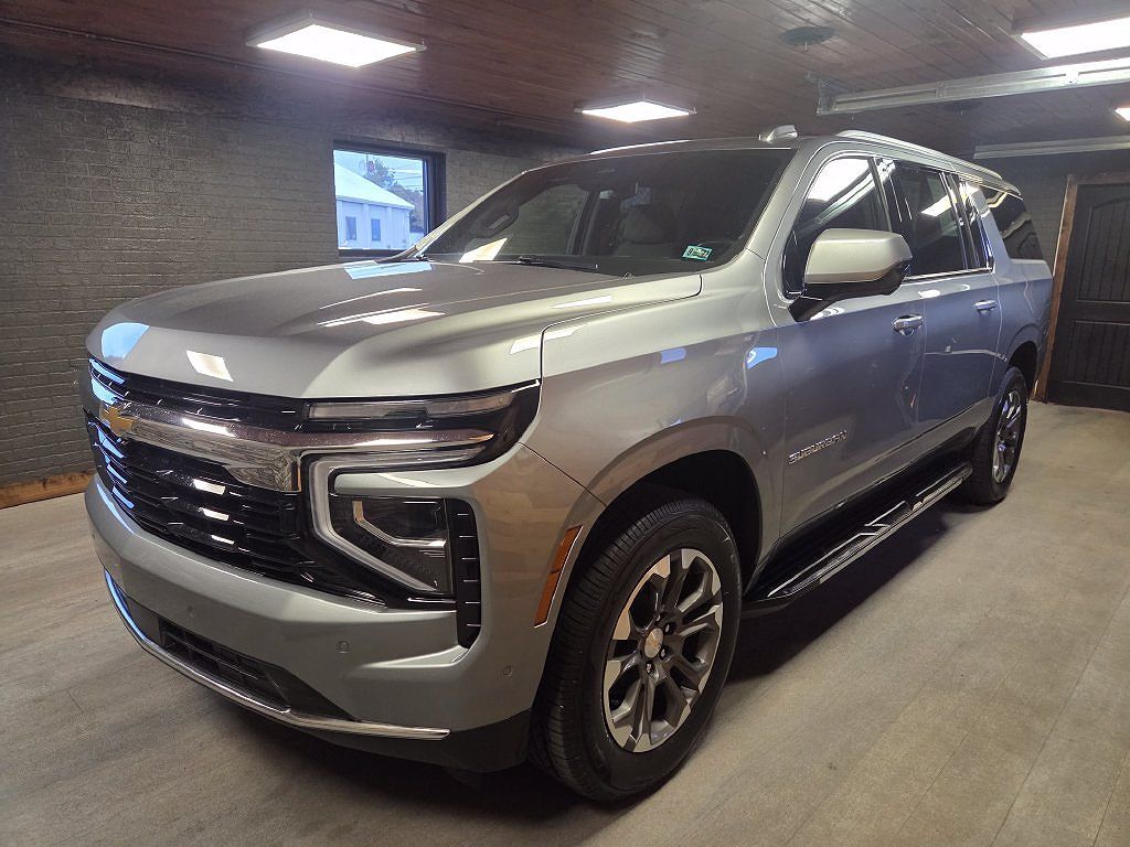 2025 CHEVROLET Suburban