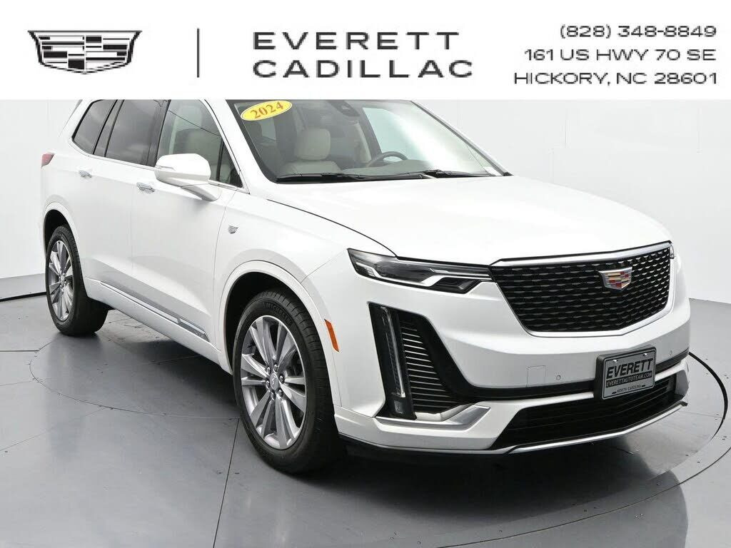 2024 CADILLAC XT6