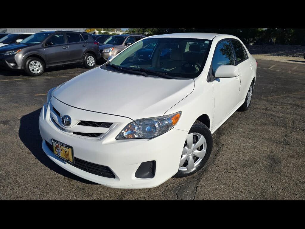 2011 TOYOTA Corolla