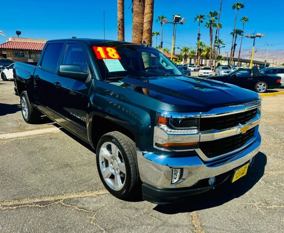 2018 CHEVROLET Silverado