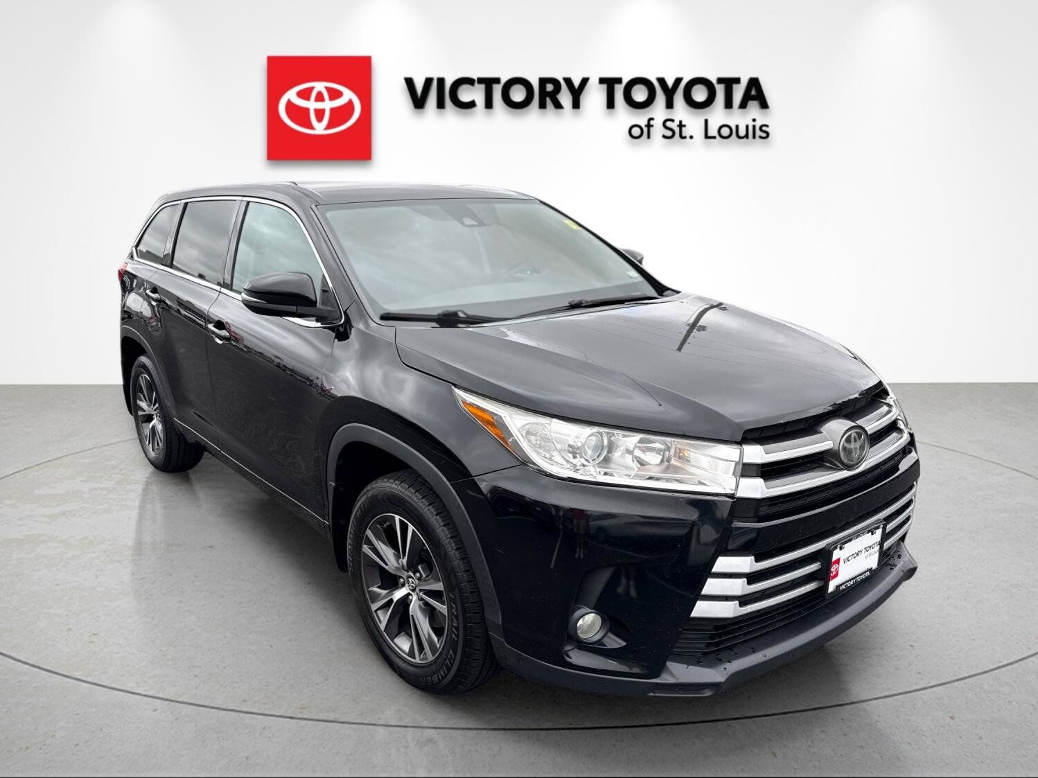 2017 TOYOTA Highlander