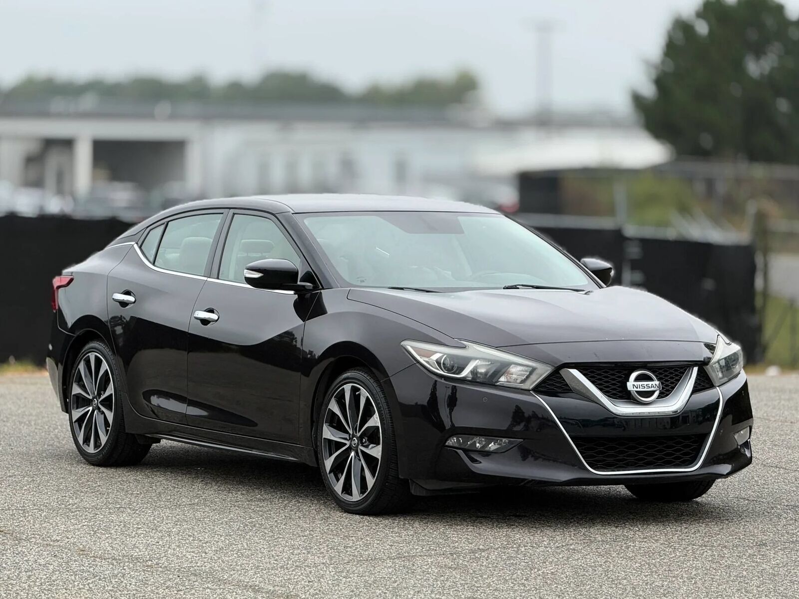 2016 NISSAN Maxima