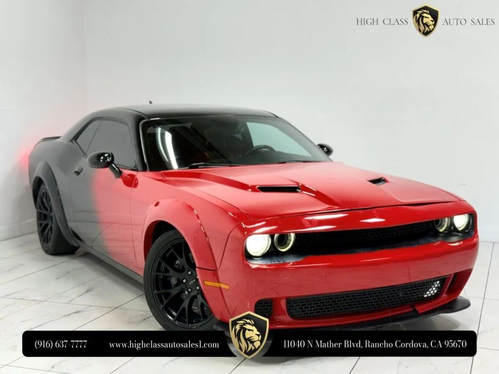 2016 DODGE Challenger