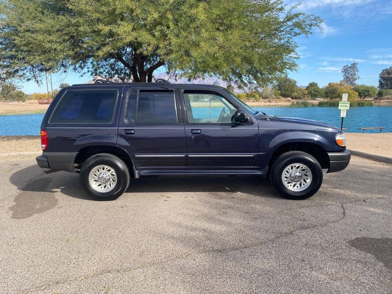 1999 FORD Explorer