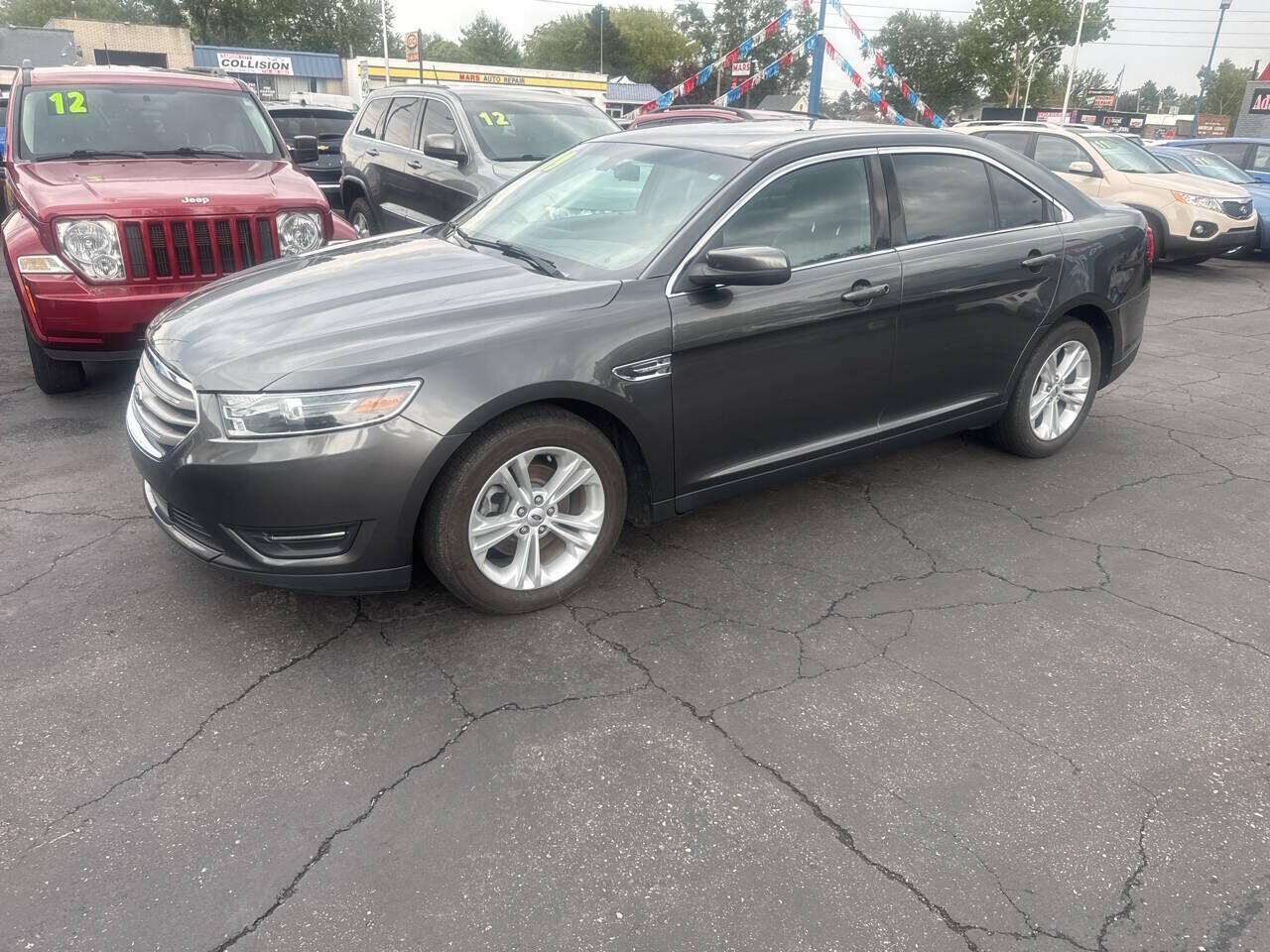 2019 FORD Taurus