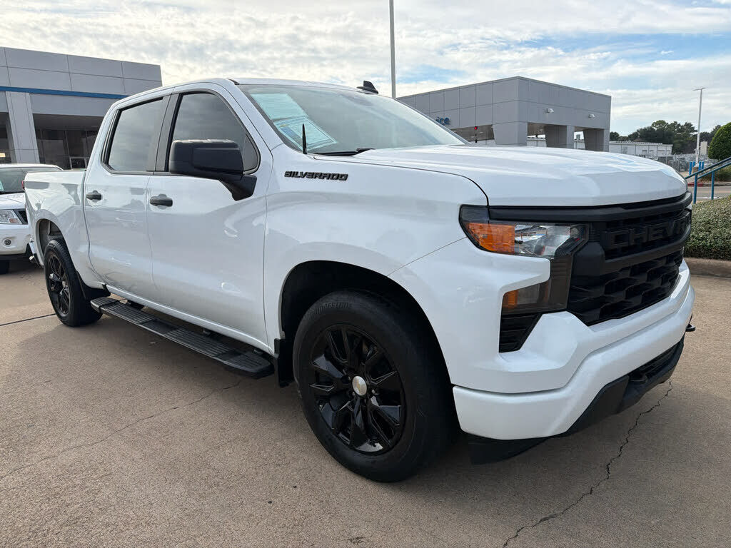 2023 CHEVROLET Silverado