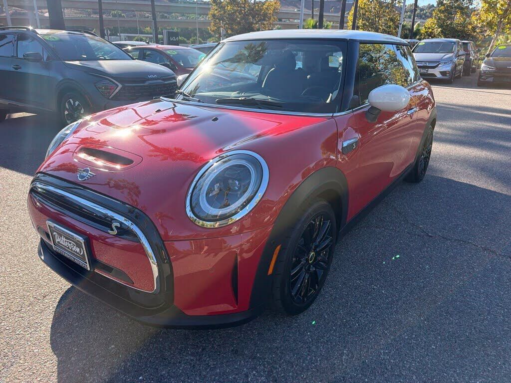2023 MINI Hardtop