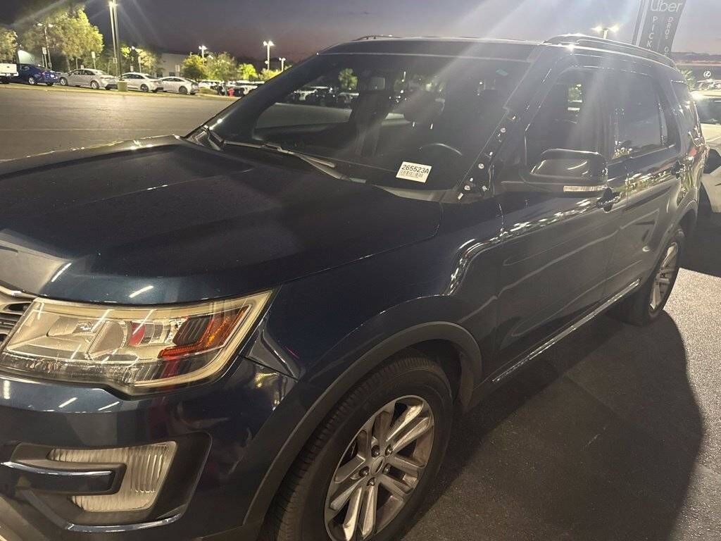 2016 FORD Explorer
