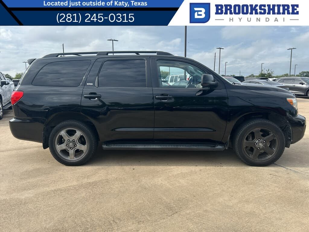 2014 TOYOTA Sequoia