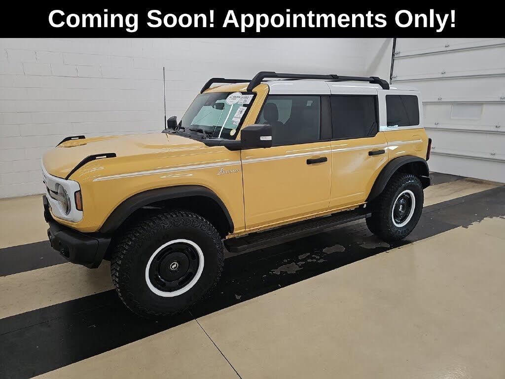 2023 FORD Bronco