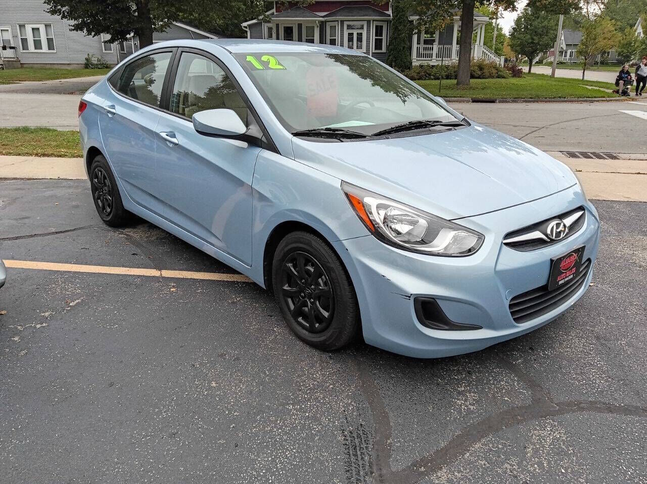 2012 HYUNDAI Accent