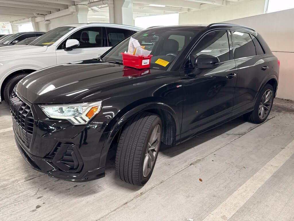 2024 AUDI Q3