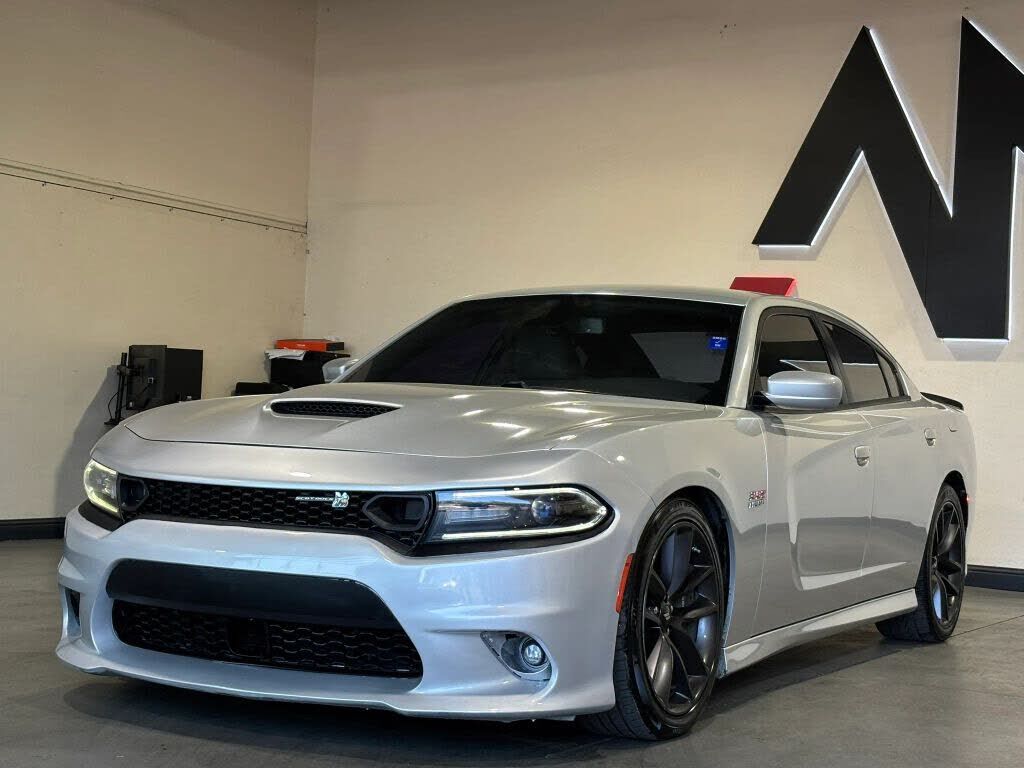 2019 DODGE Charger