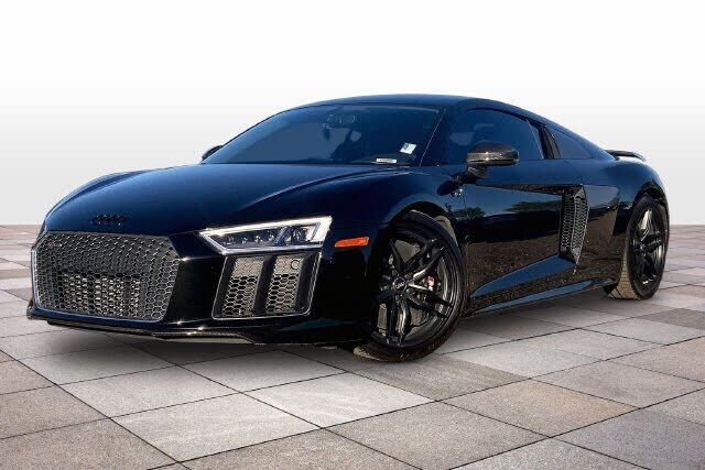 2018 AUDI R8