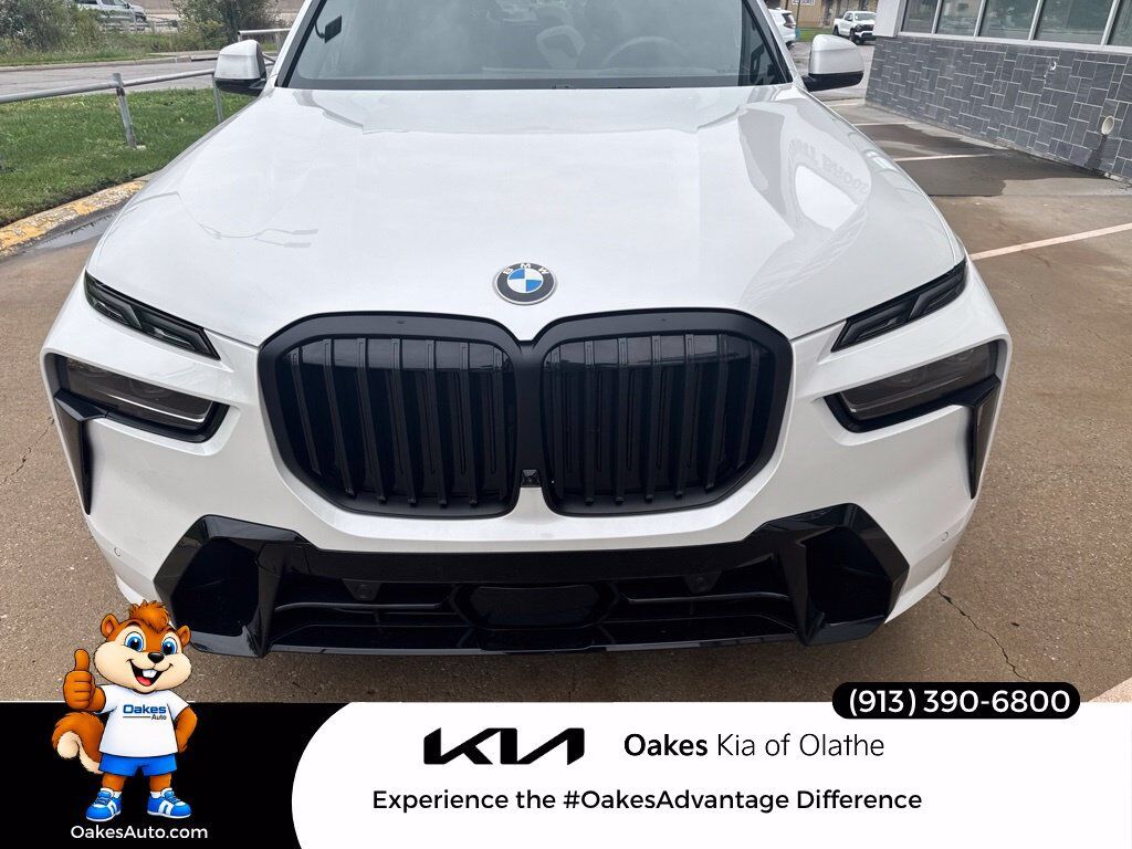 2026 BMW X7