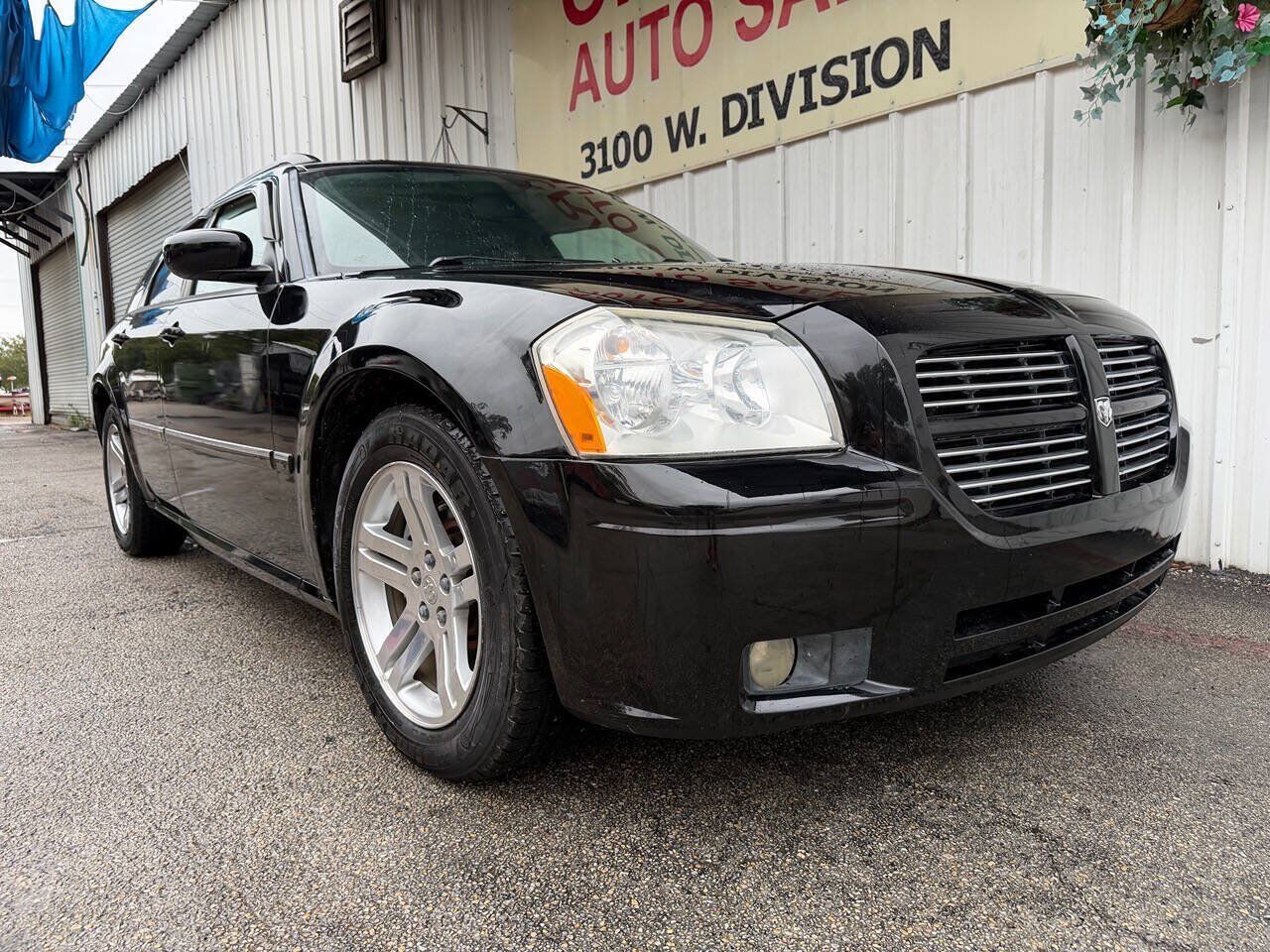 2005 DODGE Magnum