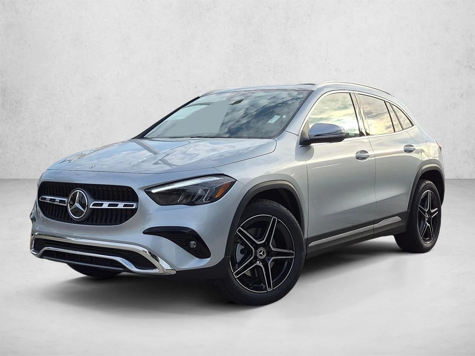 2026 MERCEDES-BENZ GLA-Class