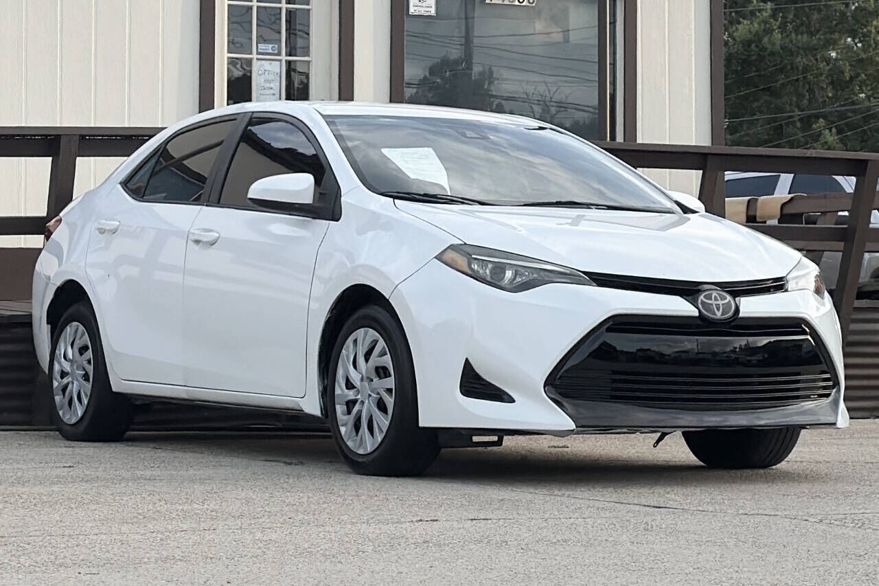 2018 TOYOTA Corolla