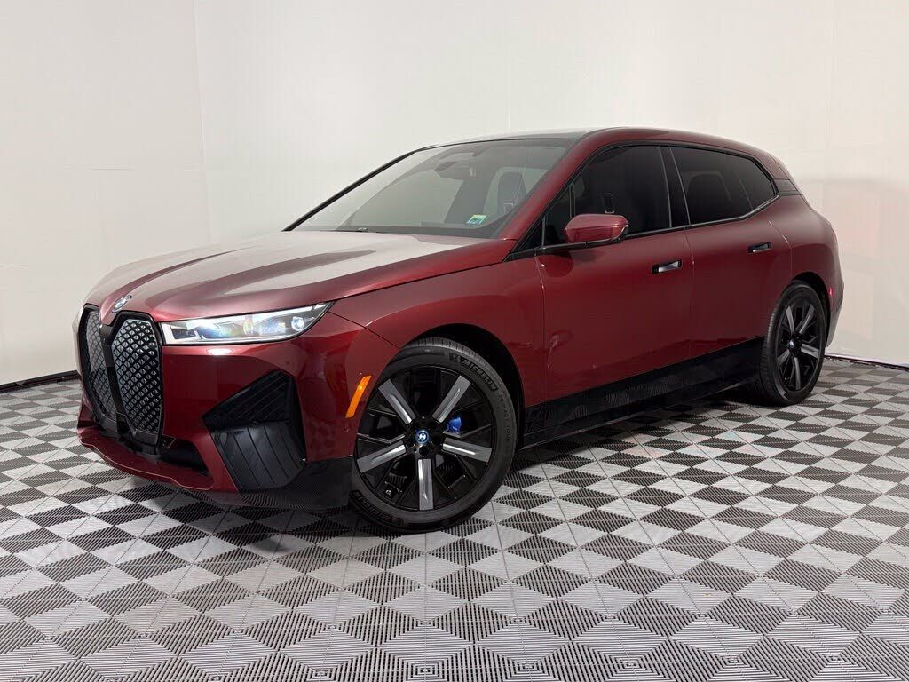 2023 BMW ix