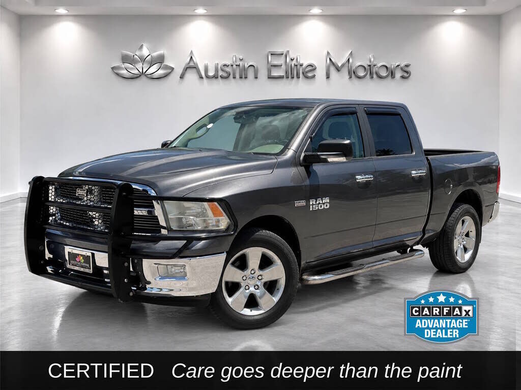 2012 DODGE Ram